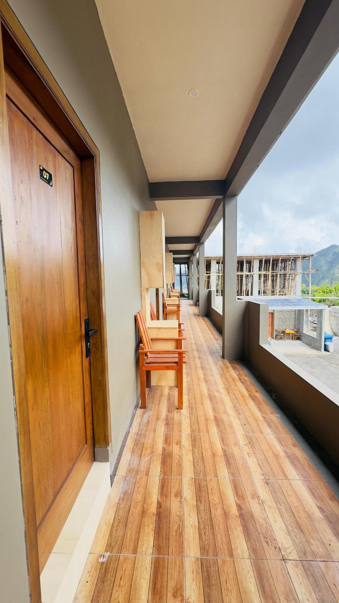 Sky View Bromo Guest House Ngadisari Buitenkant foto